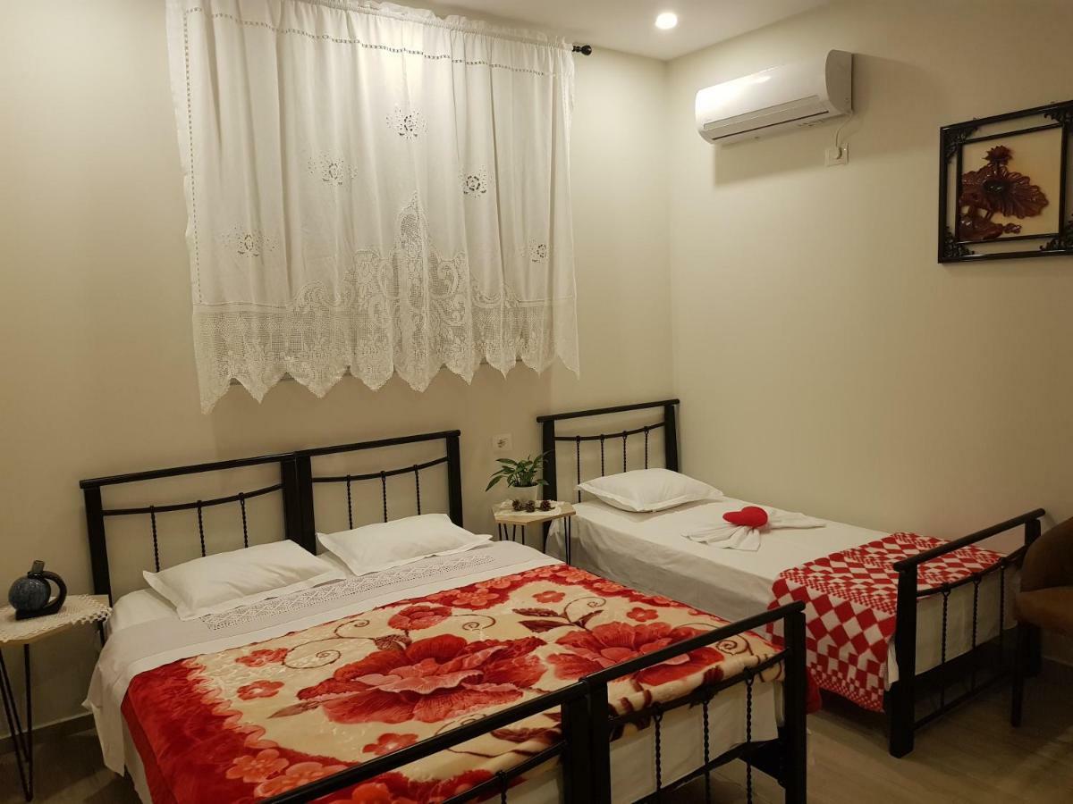 Dimitri Guest House Permet Exterior photo